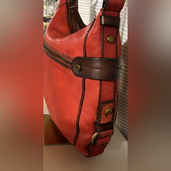 Red Leather Fossil Shoulder Bag - Picture 4 of 15